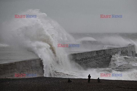 Orkan Ciaran uderza w Europę