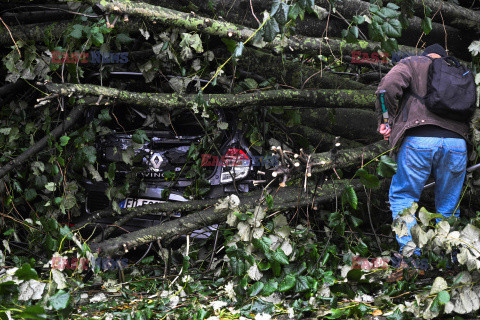 Orkan Ciaran uderza w Europę