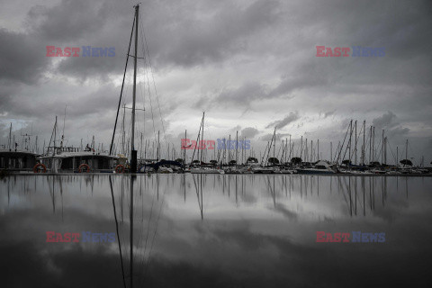 Orkan Ciaran uderza w Europę