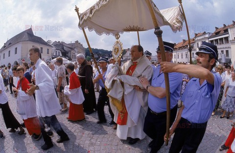 Reporter Poland 2002