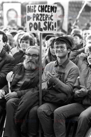 Reporter Poland 2002