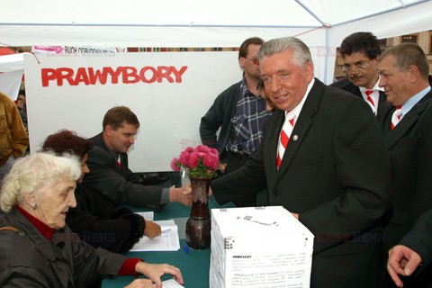 Reporter Poland 2002