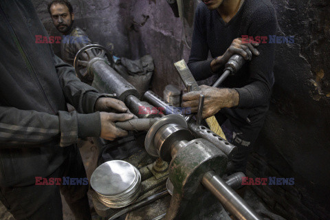 Wyrób przedmiotów z aluminium w Kairze