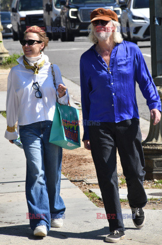 Bob Geldof z żoną na spacerze