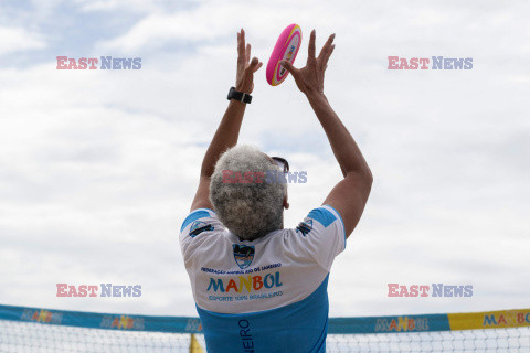 Gra manbol podbija brazylijskie plaże