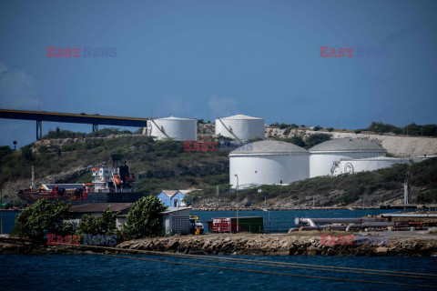 Rafineria ropy naftowej Korsou  na holenderskich Karaibach