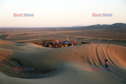 Pustynny krajobraz wokół irańskiego Jazdu