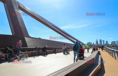 Otwarcie mostu pieszo-rowerowego przez Wisłę