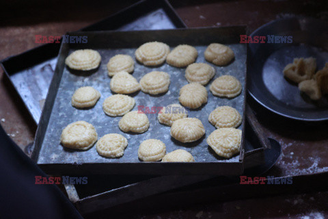 Wyrób tradycjnych ciasteczek Kahk
