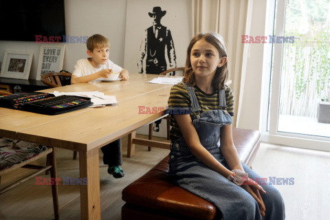 Ograniczenie prac domowych w polskich szkołach - AFP