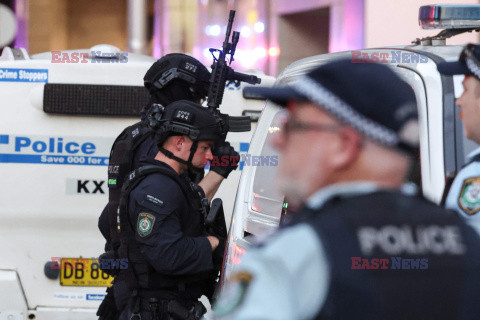 Atak nożownika w centrum handlowym w Sydney