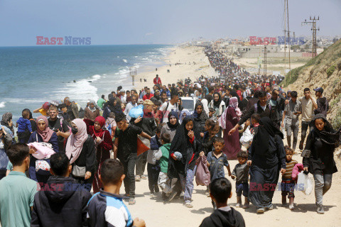 Wysiedleni Palestyńczycy wracają do swoich domów w północnej Strefie Gazy