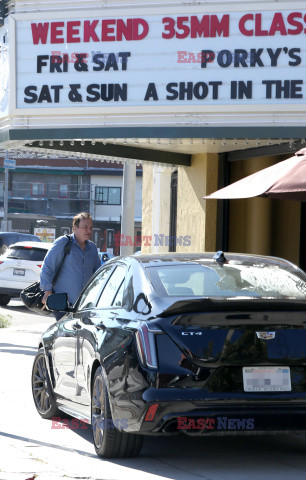 Quentin Tarantino zaparkował na chodniku