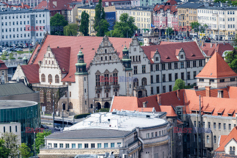 Panorama miasta z najwyższego wieżowca w Poznaniu