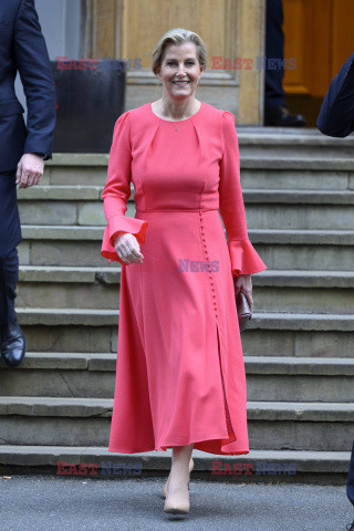 Księżna Edynburga w różowej sukience