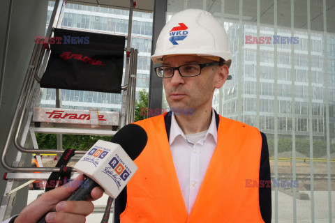 Briefing prasowy ministra infrastruktury na stacji Warszawa Zachodnia