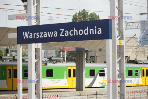 Briefing prasowy ministra infrastruktury na stacji Warszawa Zachodnia