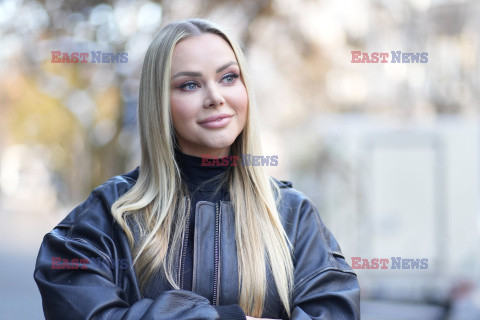 Ola Ciupa i Magda Stępień przed studiem DDTVN