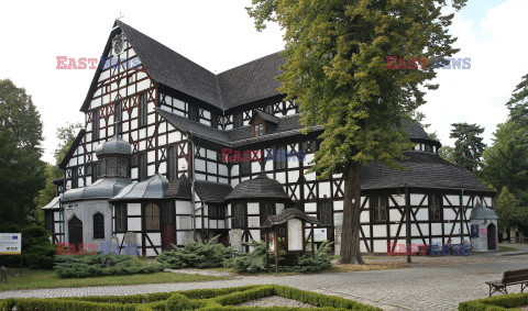 Architektura i sztuka sakralna w Polsce Monk