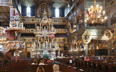 Architektura i sztuka sakralna w Polsce Monk
