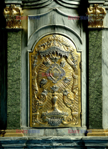Architektura i sztuka sakralna w Polsce Monk