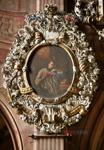 Architektura i sztuka sakralna w Polsce Monk