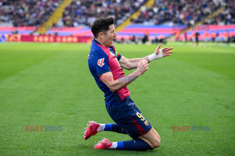 Robert Lewandowski strzelił gola podczas meczu FC Barcelona - Deportivo Alaves