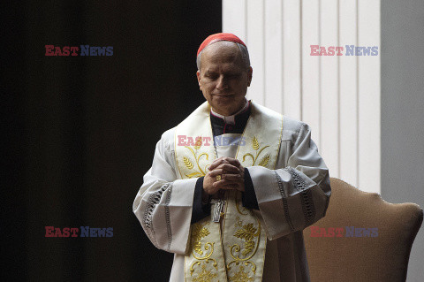 Wierni modlą się o zdrowie papieża Franciszka