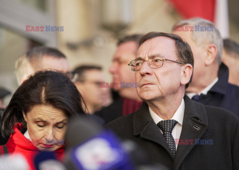 Konferencja Jarosława Kaczyńskiego przed Prokuraturą Okręgową