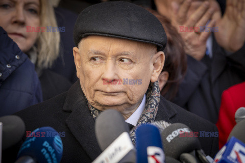 Konferencja Jarosława Kaczyńskiego przed Prokuraturą Okręgową