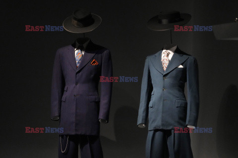 Wystawa Superfine: Tailoring Black Style