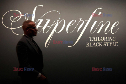 Wystawa Superfine: Tailoring Black Style