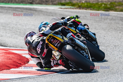 Pierwsza runda Miedzynarodowych Motocyklowych Mistrzostw Niemiec IDM na torze Oschersleben