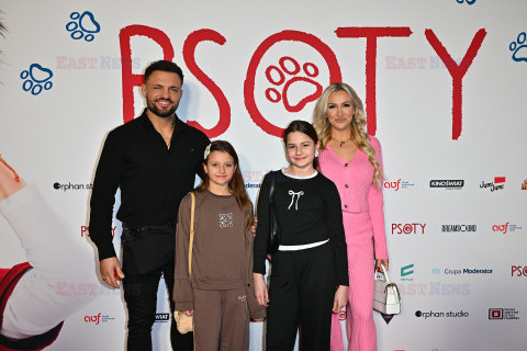 Premiera filmu "Psoty"