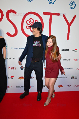 Premiera filmu "Psoty"