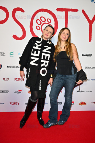 Premiera filmu "Psoty"