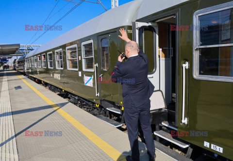 Pociąg Nieśpieszny rusza w trasę