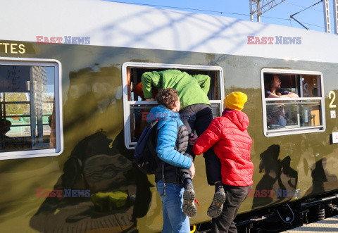 Pociąg Nieśpieszny rusza w trasę