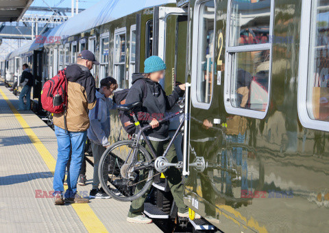 Pociąg Nieśpieszny rusza w trasę