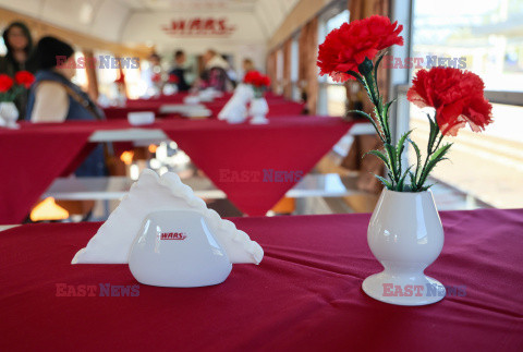 Pociąg Nieśpieszny rusza w trasę