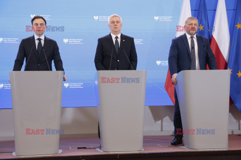 Konferencja ministrów: Domańskiego, Żurka i Siemoniaka