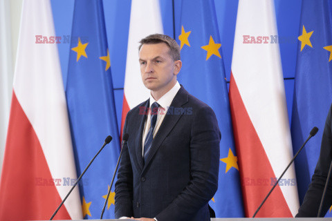 Konferencja ministrów: Domańskiego, Żurka i Siemoniaka