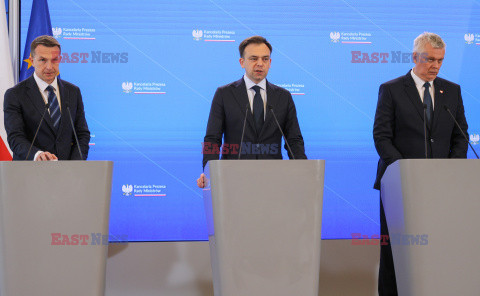 Konferencja ministrów: Domańskiego, Żurka i Siemoniaka