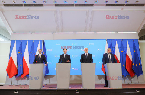 Konferencja ministrów: Domańskiego, Żurka i Siemoniaka