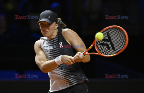 Iga Świątek przegrała z Andriejewą na turnieju WTA 500 w Stuttgarcie
