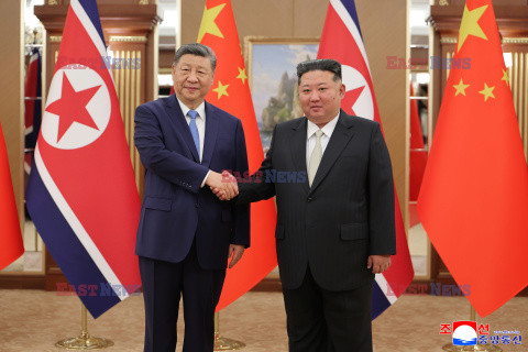 Xi Jinping z wizytą w Korei Północnej