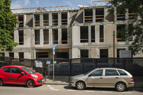 Wiecha na remontowanym Hospicjum im. ks. Dutkiewicza