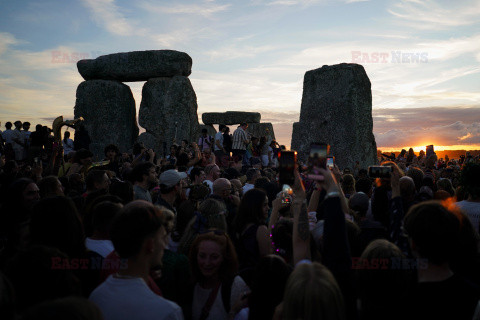 Dzień letniego przesilenia w Stonehenge