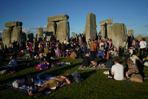 Dzień letniego przesilenia w Stonehenge