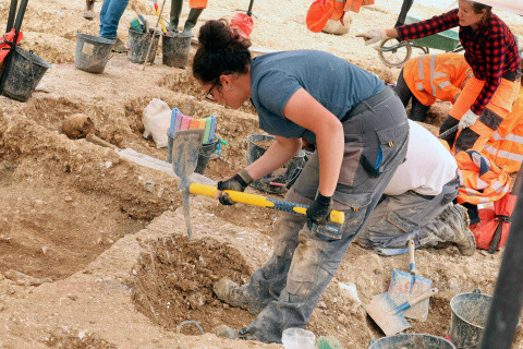 Archeolodzy na merowińskim cmentarzu